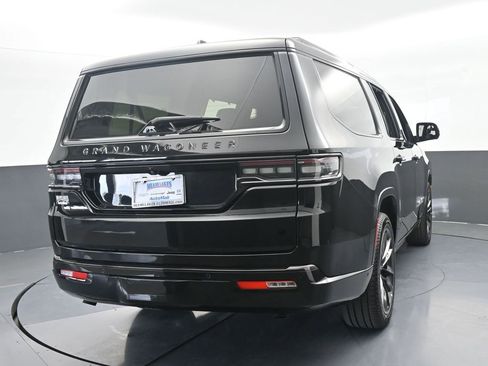 Used 2024 Jeep Grand Wagoneer L Series II w/ Quick Order Packagew 28T AWD/4WD image 5