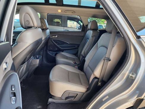 Used 2017 Hyundai Santa Fe Limited AWD/4WD image 13