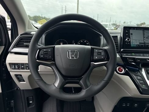 New 2026 Honda Odyssey Touring image 36