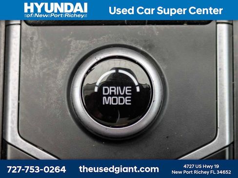 Used 2023 Kia Sorento LX FWD image 28