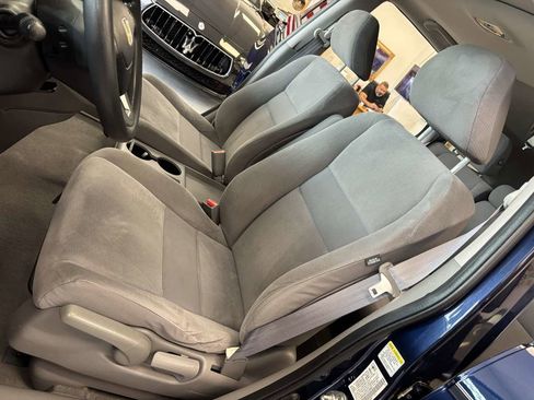 Used 2010 Honda CR-V EX image 21