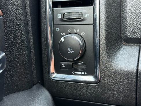 Used 2018 RAM 2500 Laramie w/ Protection Group AWD/4WD image 27