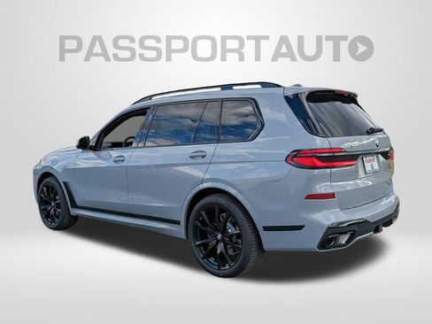New 2026 BMW X7 xDrive40i image 3