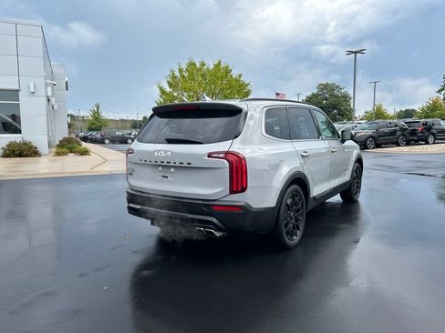 Used 2022 Kia Telluride EX w/ EX Premium Package AWD/4WD image 7