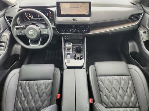 Used 2024 Nissan Rogue Platinum w/ Platinum Premium Package FWD image 21