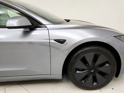 Used 2025 Tesla Model 3 Long Range RWD image 21