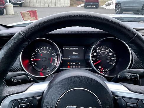 Used 2022 Ford Mustang Coupe image 17