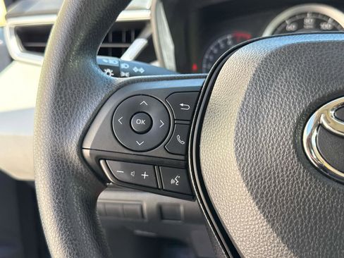 Used 2022 Toyota Corolla LE FWD image 10