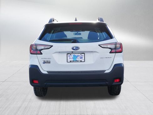 Used 2025 Subaru Outback image 6