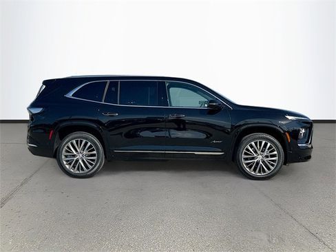 New 2026 Buick Enclave Avenir w/ Super Cruise Package image 3
