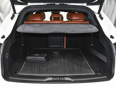 Used 2021 Maserati Levante image 62