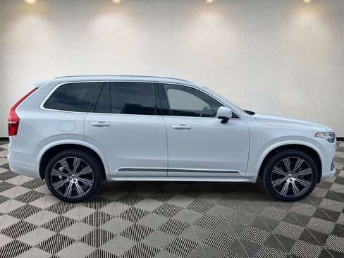 Used 2023 Volvo XC90 B6 Ultimate image 2
