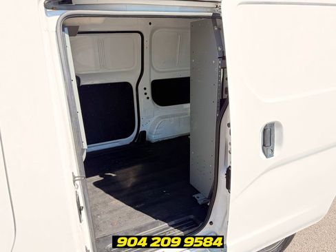 Used 2014 Nissan NV200 SV w/ Exterior Appearance Package FWD image 23