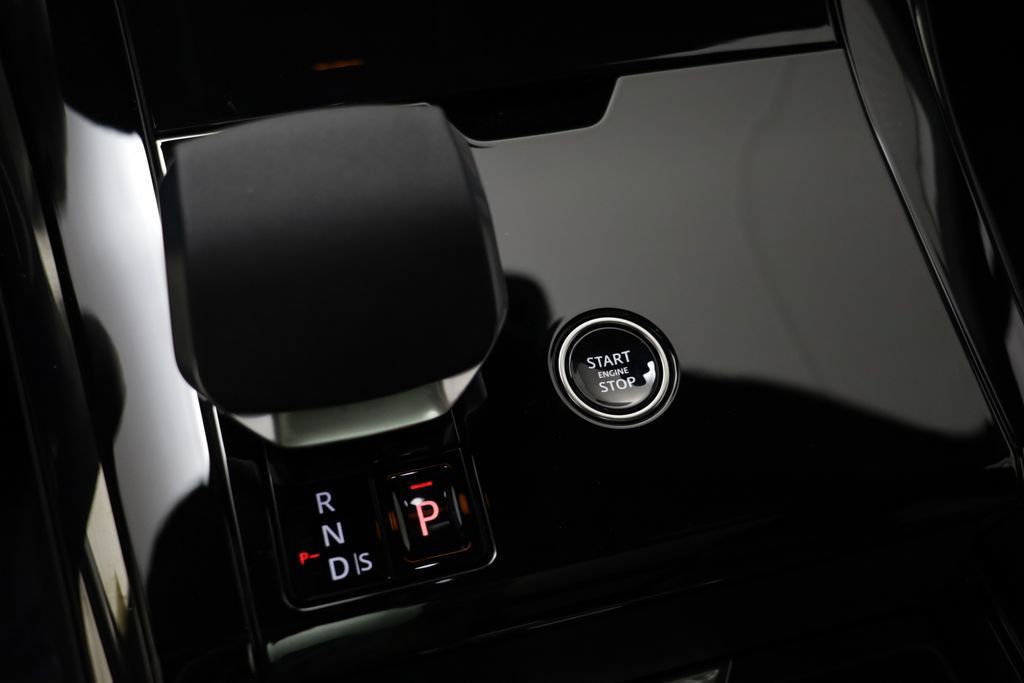 New 2026 Land Rover Range Rover Sport SE AWD/4WD image 13