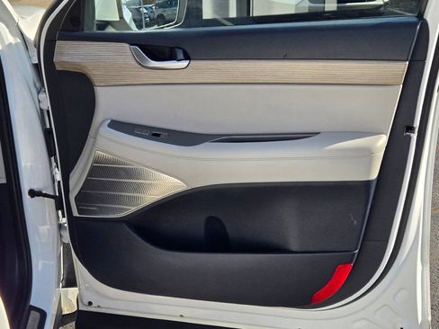 Used 2021 Hyundai Palisade Limited image 4