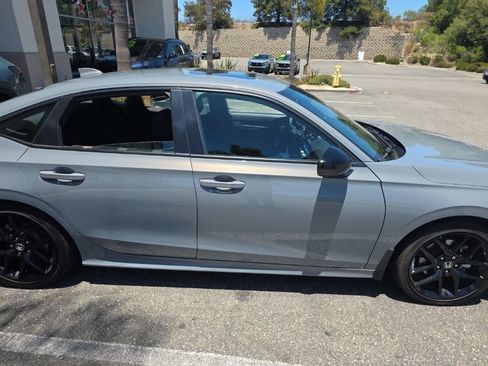 Used 2025 Honda Civic Sport image 4