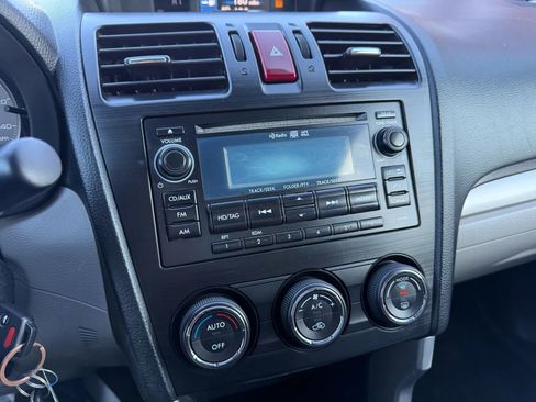 Used 2015 Subaru Forester 2.5i Limited image 17