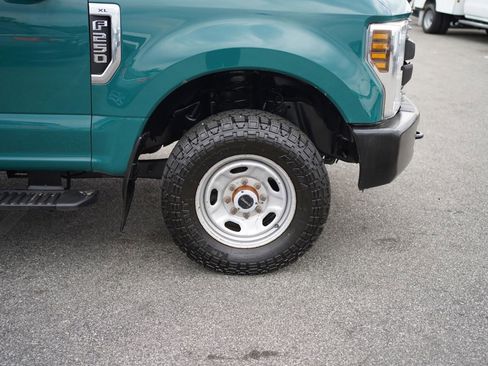 Used 2019 Ford F250 XL w/ Power Equipment Group AWD/4WD image 32