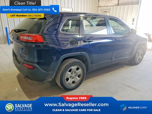 Used 2014 Jeep Cherokee Sport image 4