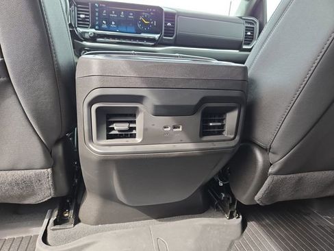 Used 2025 Chevrolet Silverado 1500 RST AWD/4WD image 34