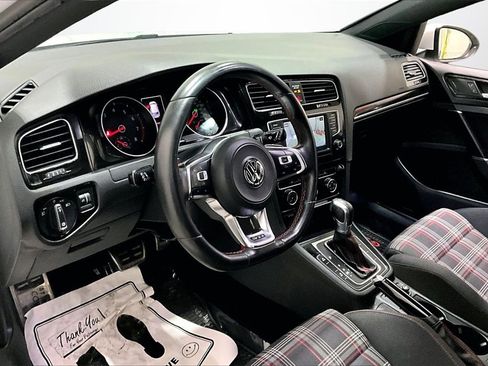 Used 2017 Volkswagen GTI S image 16