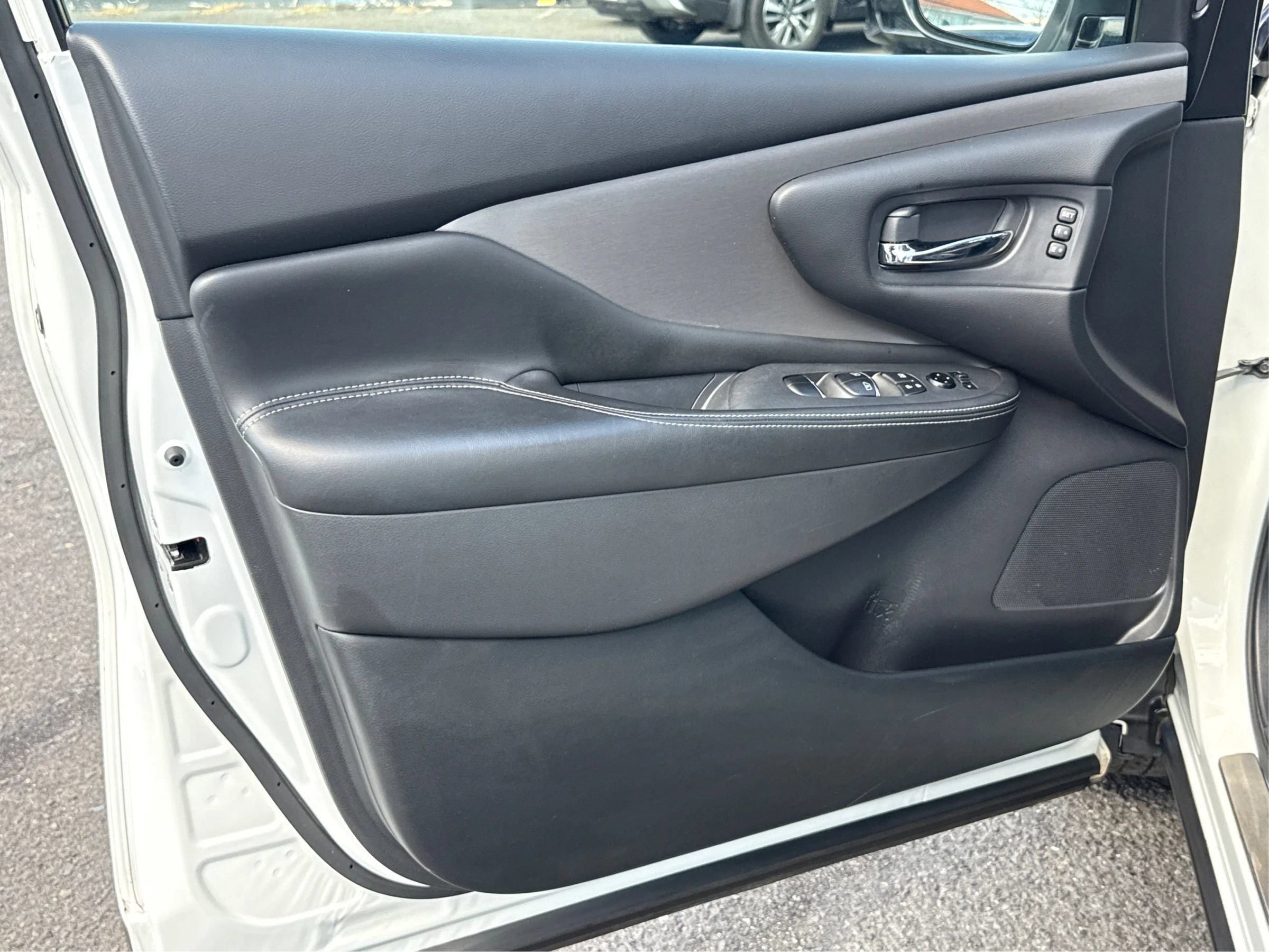 Used 2023 Nissan Murano SL w/ SL Moonroof Package AWD/4WD image 18