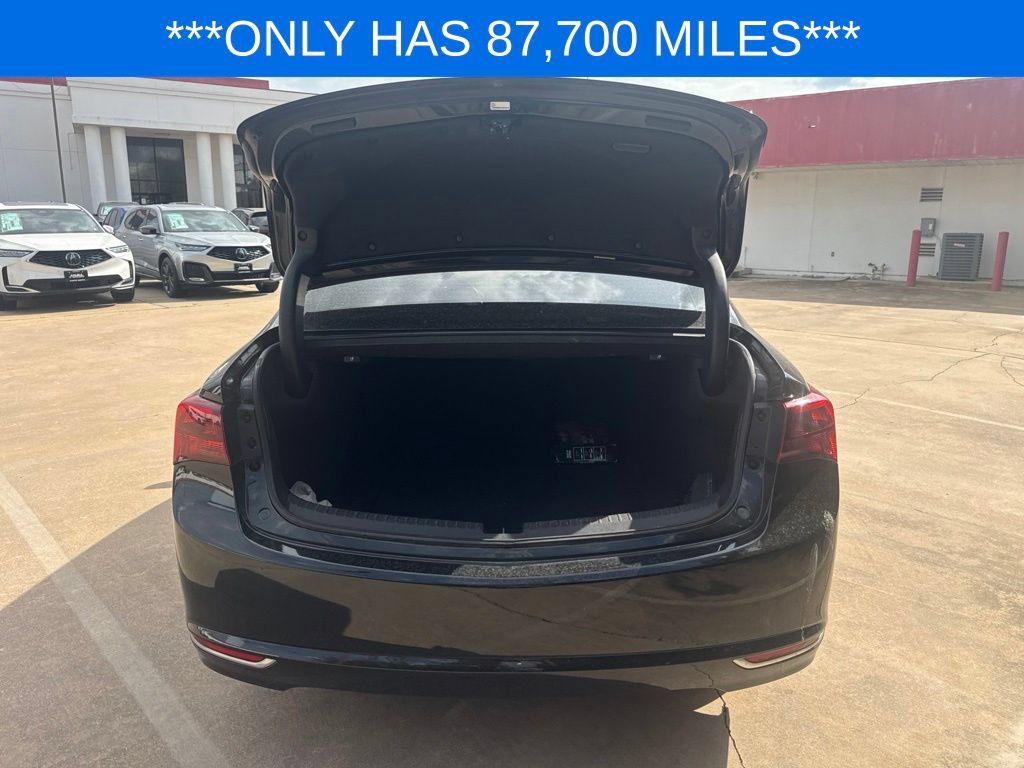 Used 2017 Acura TLX FWD image 29