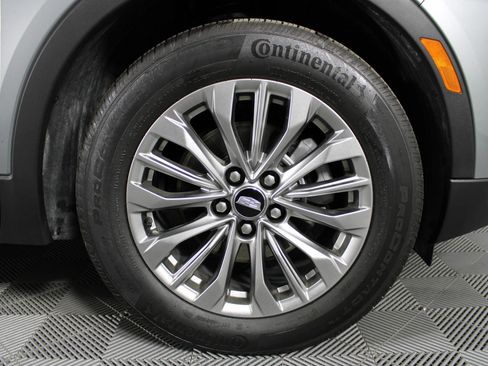 Used 2024 Cadillac XT4 Premium Luxury image 52