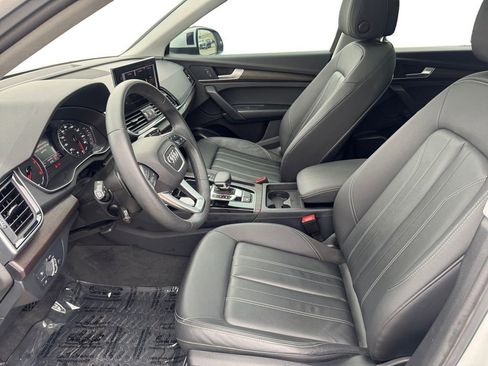 Used 2024 Audi Q5 2.0T Premium w/ Convenience Package AWD/4WD image 9