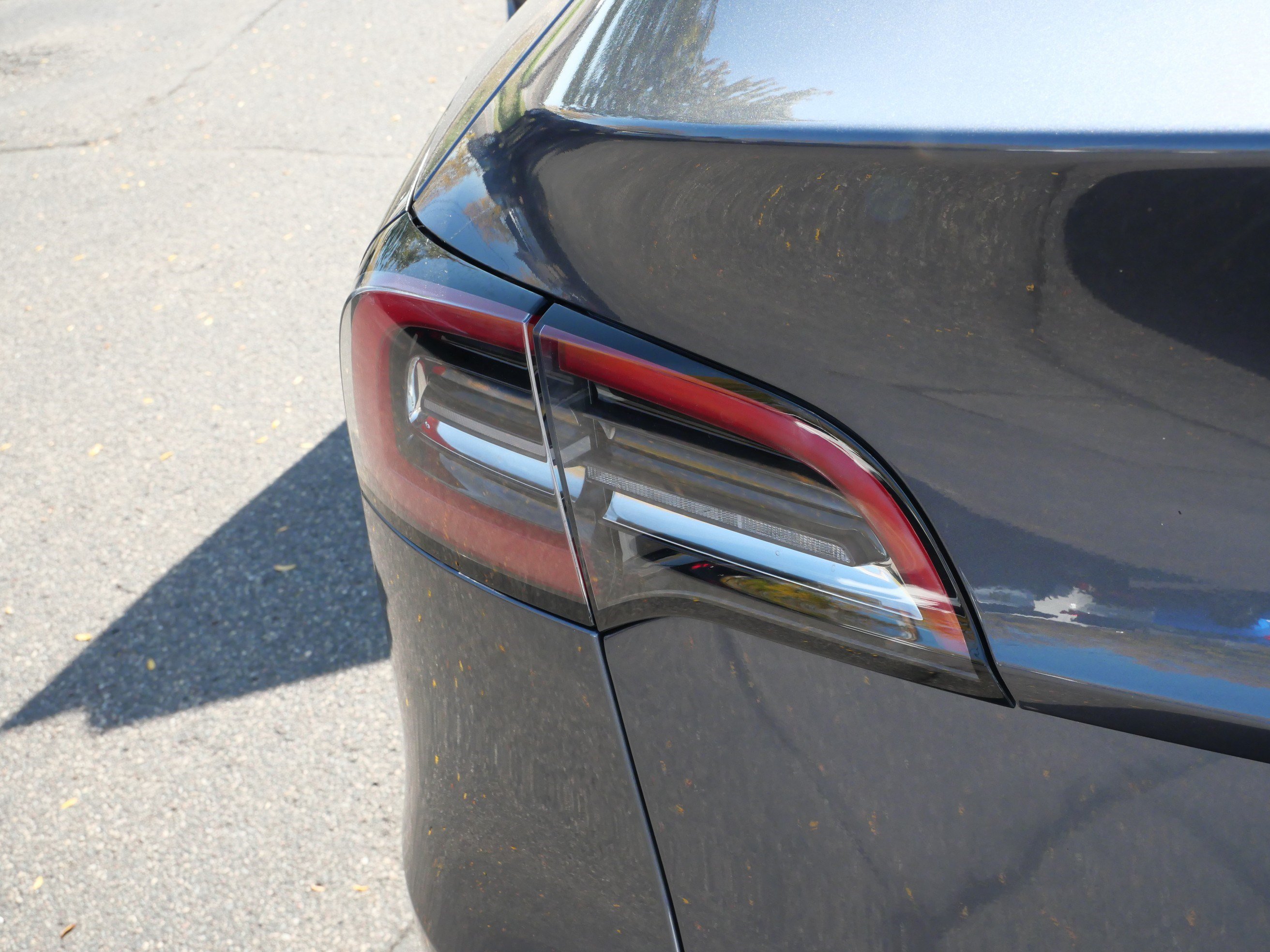 Used 2023 Tesla Model Y Long Range AWD/4WD image 17