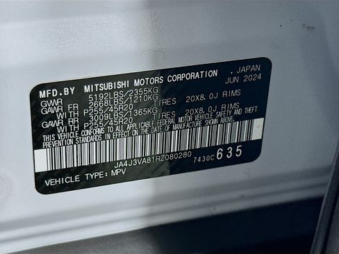 Used 2024 Mitsubishi Outlander SE FWD image 12