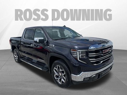 Used 2022 GMC Sierra 1500 SLT w/ SLT Convenience Package RWD image 3