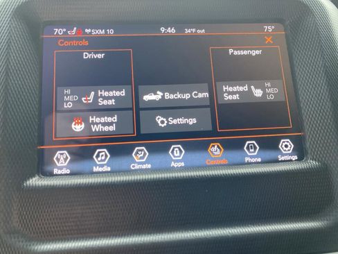 Used 2021 Jeep Gladiator Mojave w/ Cold Weather Group image 32