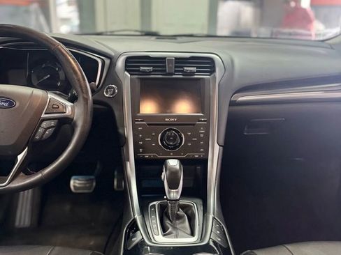 Used 2015 Ford Fusion Energi Titanium w/ Driver Assist Package image 22