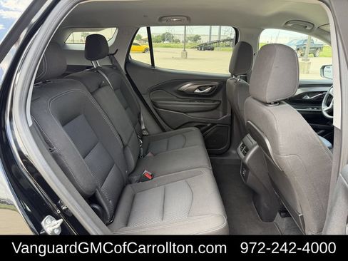 Used 2024 GMC Terrain SLE AWD/4WD image 30