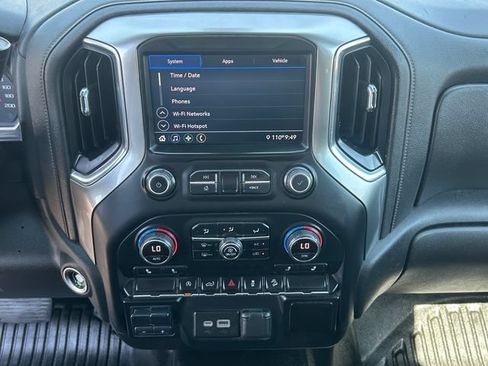 Used 2020 Chevrolet Silverado 1500 LT w/ True North Edition AWD/4WD image 15