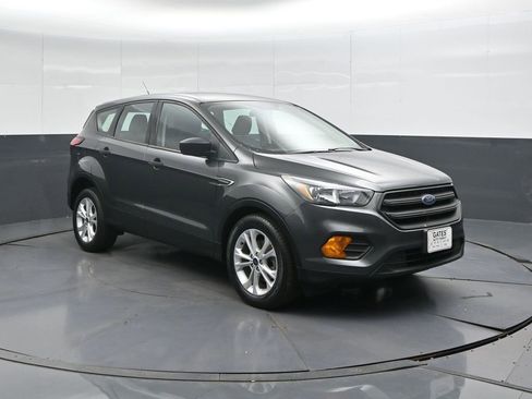Used 2019 Ford Escape S image 7