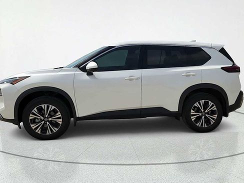 Used 2021 Nissan Rogue SV FWD image 4