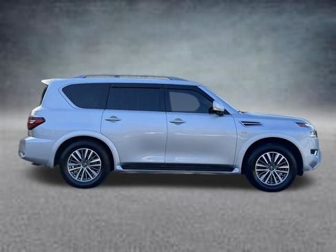 Used 2022 Nissan Armada SL w/ Captain's Chairs Package image 4