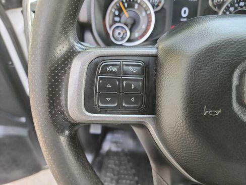 Used 2019 RAM 5500 Tradesman w/ Chrome Appearance Group image 19