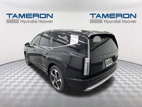New 2026 Hyundai Ioniq 9 Limited image 3