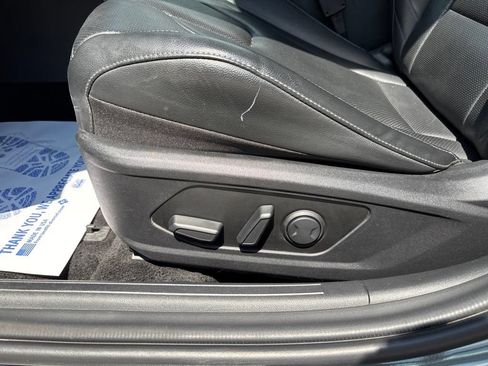 Used 2024 Hyundai Elantra Limited FWD image 63