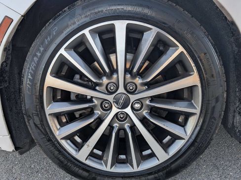 Used 2018 Lincoln MKZ Premiere image 33