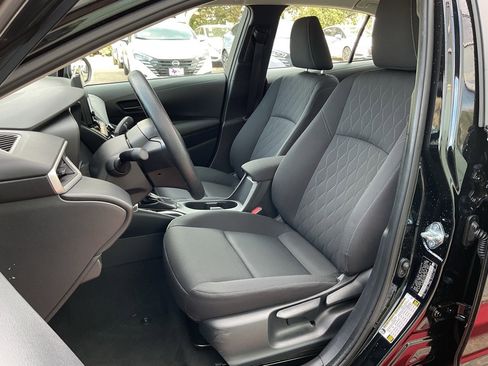 Used 2025 Toyota Corolla LE image 14