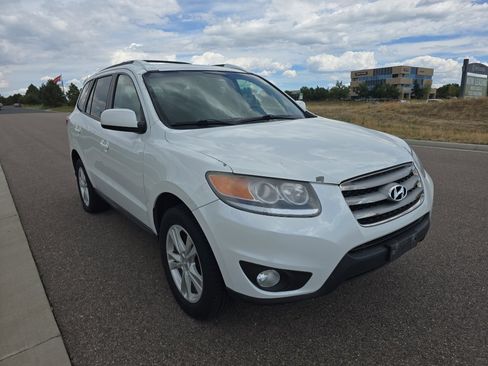Used 2012 Hyundai Santa Fe SE image 7