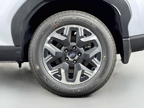 New 2026 Subaru Forester Premium AWD/4WD image 31