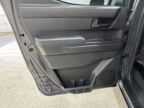 Certified 2025 Toyota Tacoma SR5 image 15