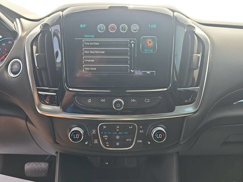 Used 2019 Chevrolet Traverse LT FWD image 19