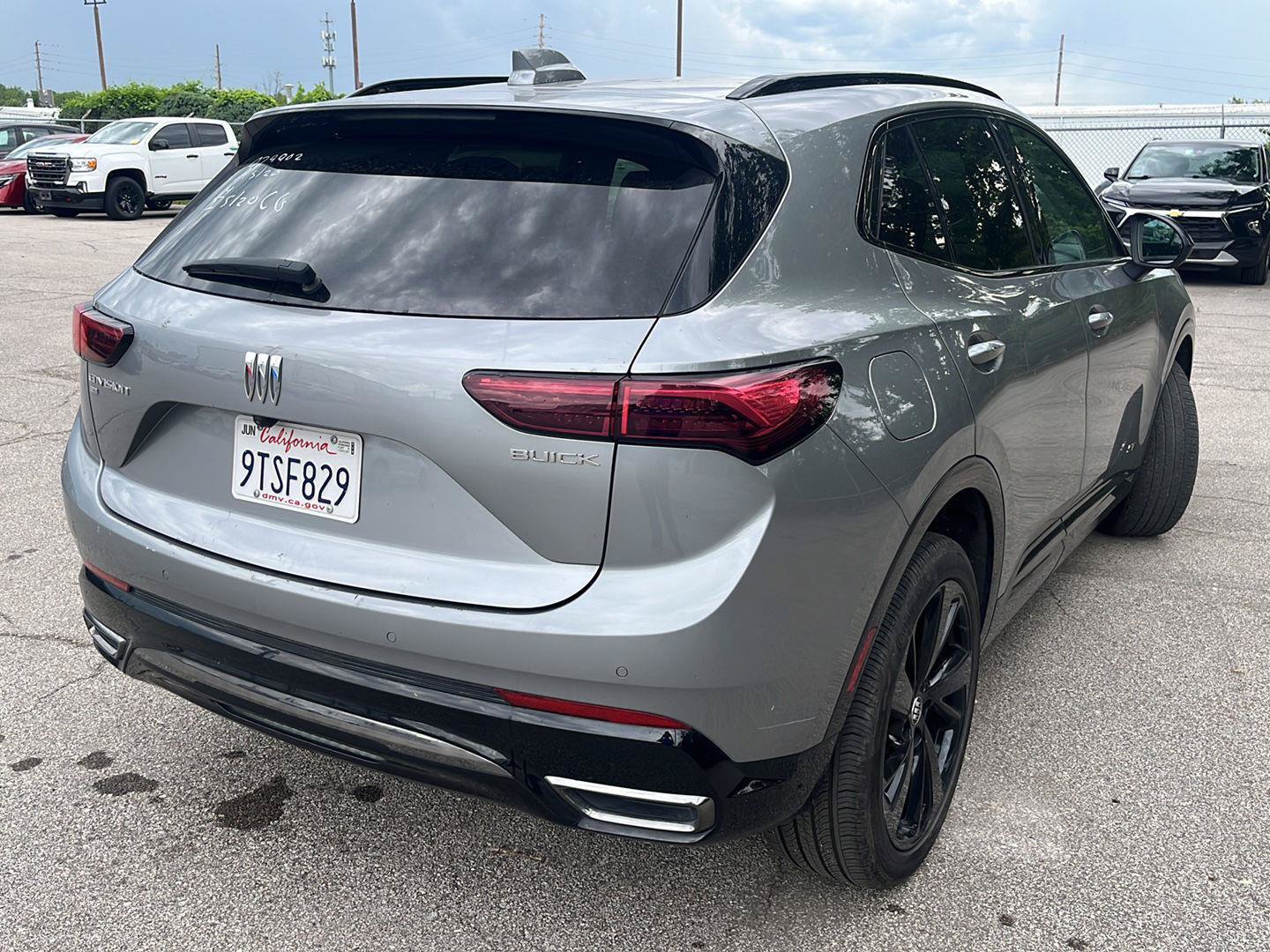 Used 2025 Buick Envision Sport Touring AWD/4WD image 8