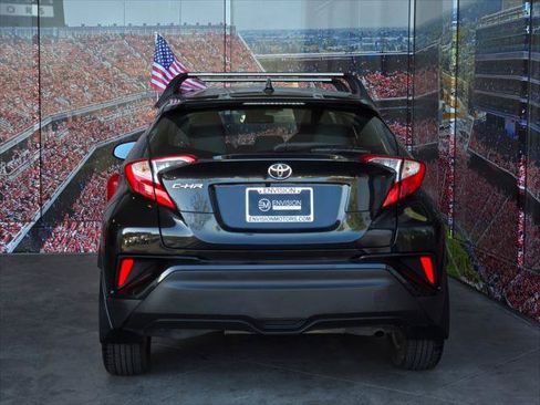 Certified 2020 Toyota C-HR LE FWD image 7